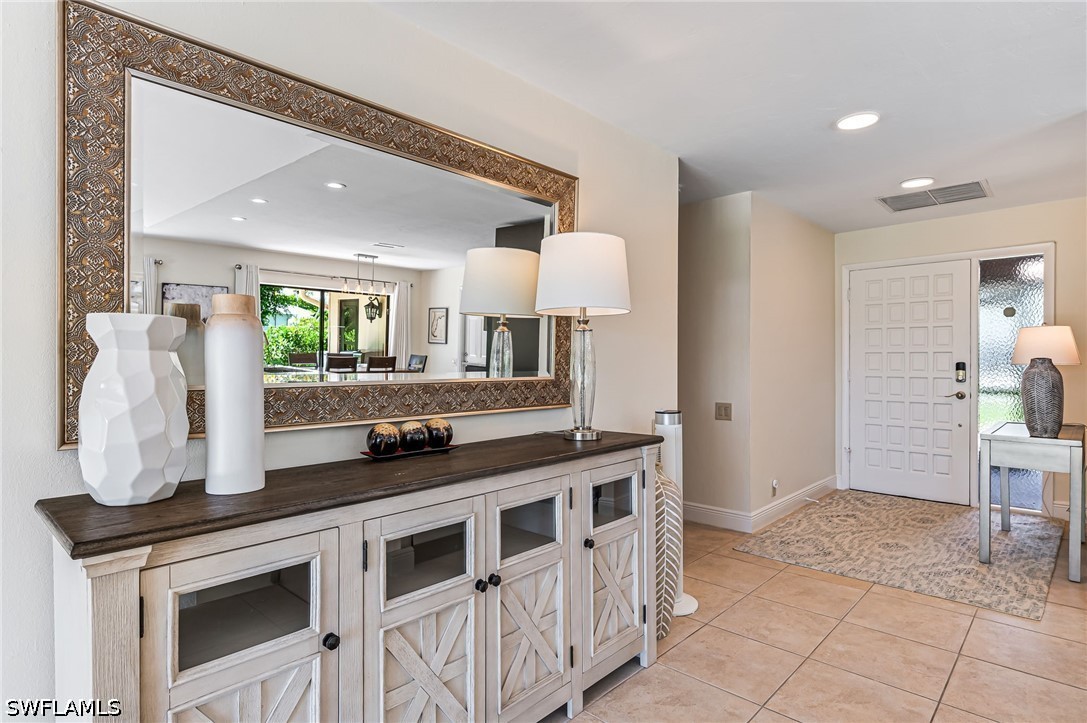 3 Bed SingleFamilyResidence for Sale in Spanish Wells, photo 4