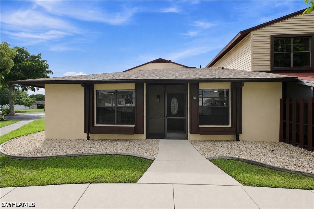 2 Bed Attached for Sale in Cape Coral, photo 4