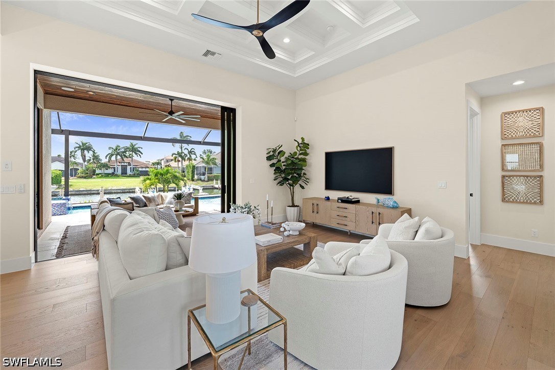 4 Bed Pool Home for Sale in Marco Island, photo 4