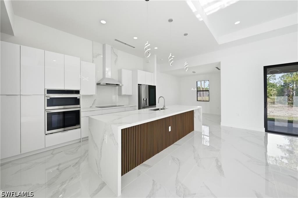 3 Bed SingleFamilyResidence for Sale in Lehigh Acres, photo 4