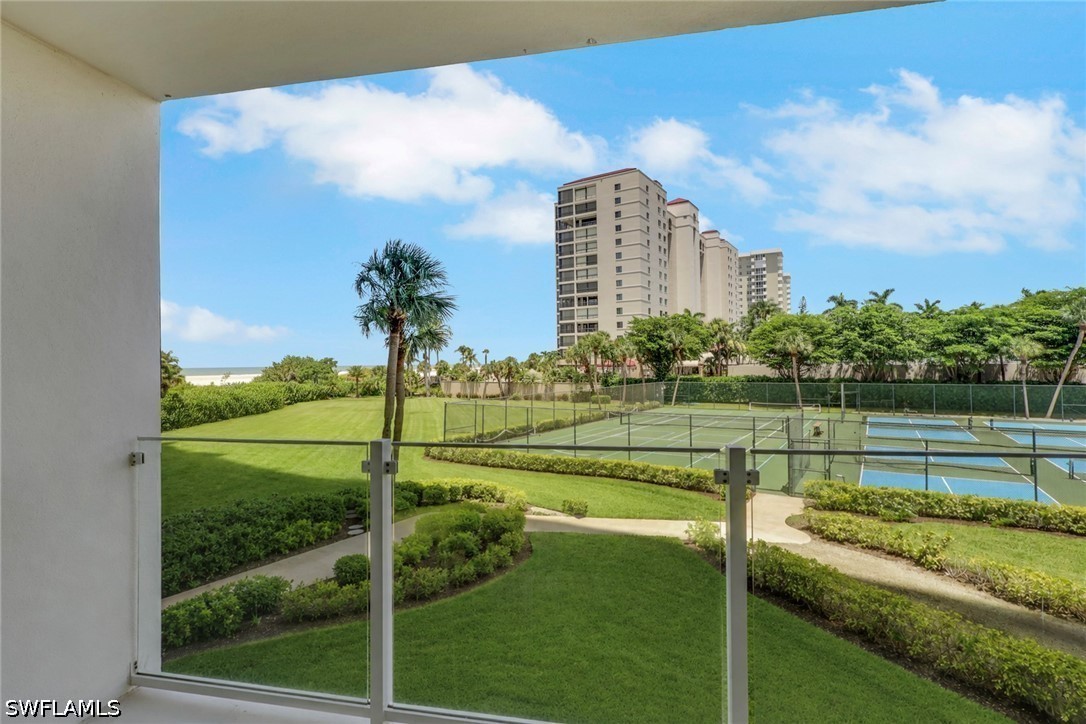 2 Bed Pool Home for Sale in Marco Island, photo 4