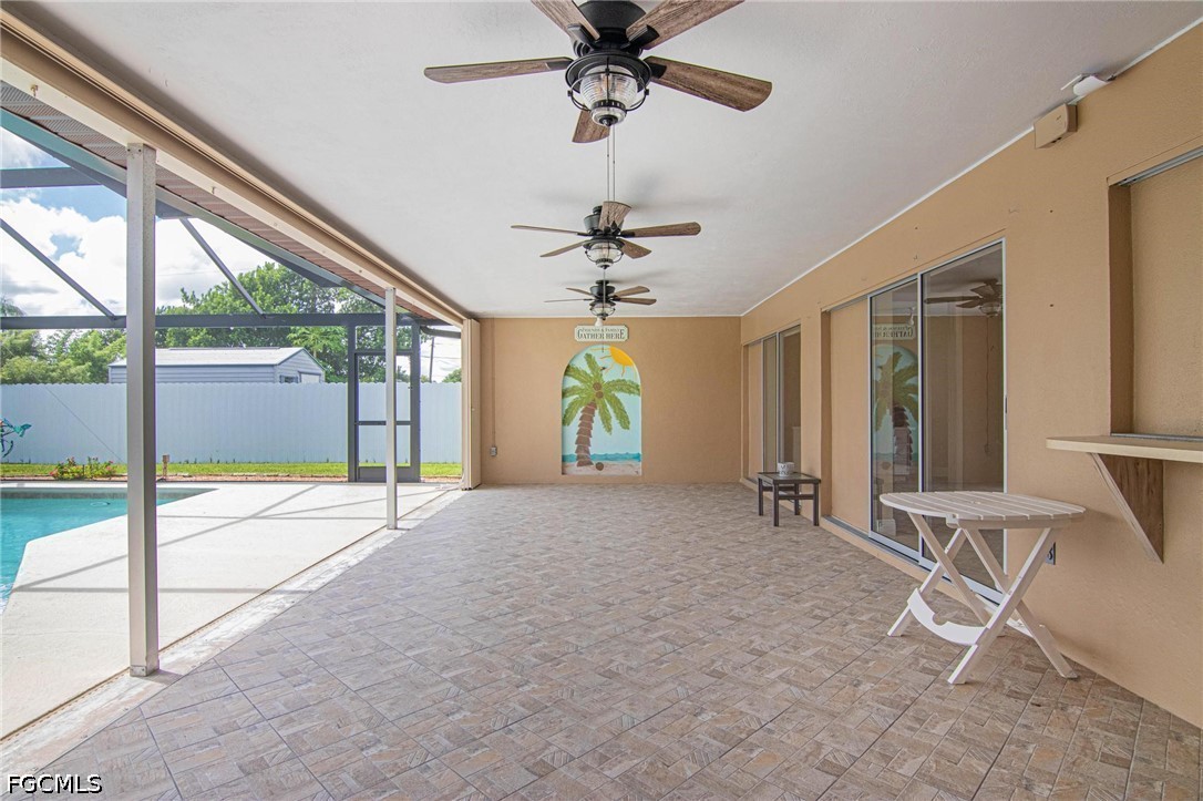 3 Bed Pool Home for Sale in Cape Coral, photo 4