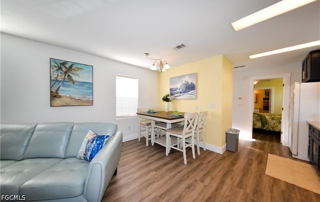 2 Bed ManufacturedHome for Sale in Helen Lane Condo Rv, photo 4