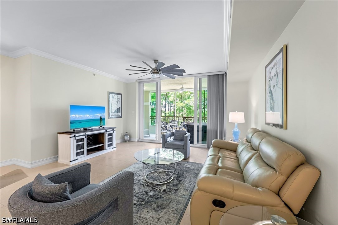 2 Bed Condominium for Sale in Naples, photo 4