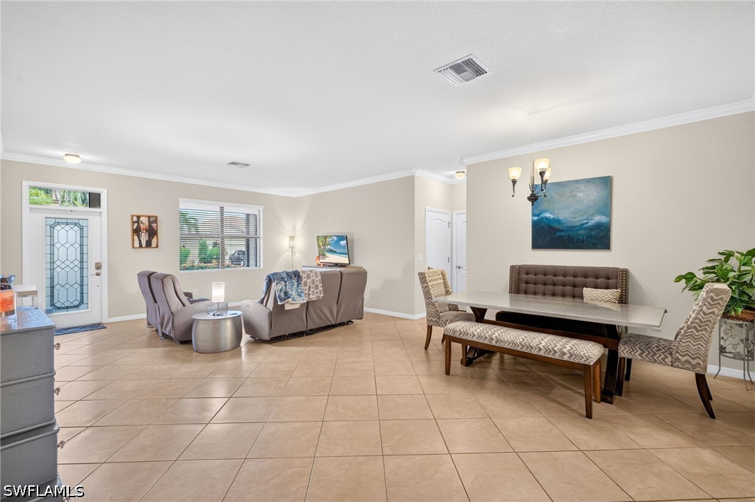 4 Bed Pool Home for Sale in Promenade West, photo 4