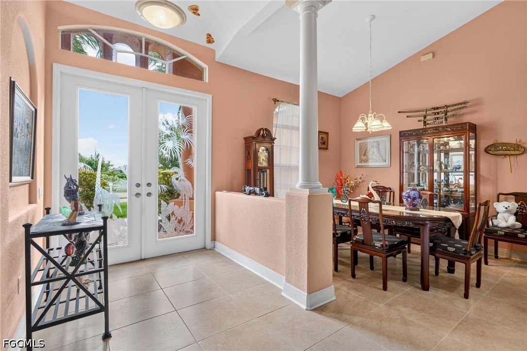 3 Bed Pool Home for Sale in Cape Coral, photo 4