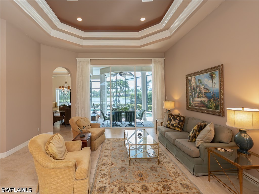 3 Bed Pool Home for Sale in Naples, photo 4