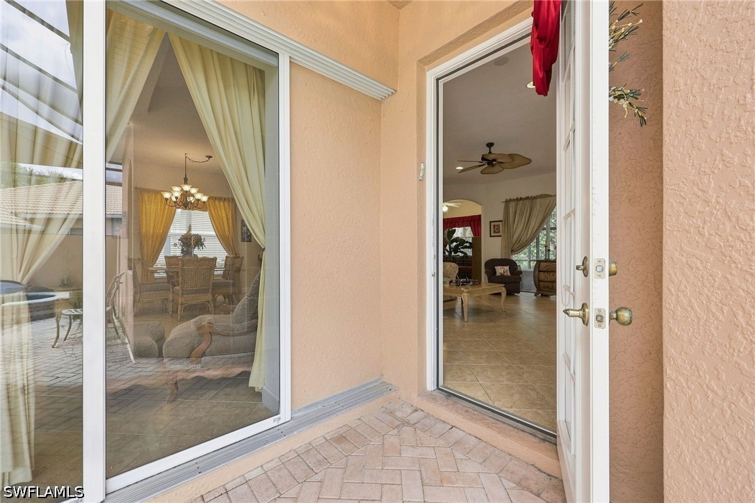 4 Bed Pool Home for Sale in Carlton Lakes, photo 4