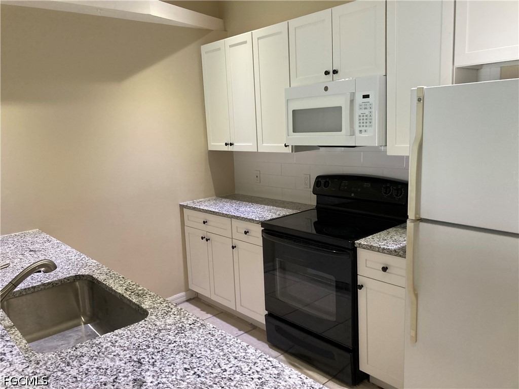 3 Bed Duplex for Sale in Cape Coral, photo 4