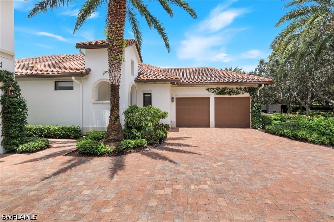 3 Bed Pool Home for Sale in Watercourse, photo 4