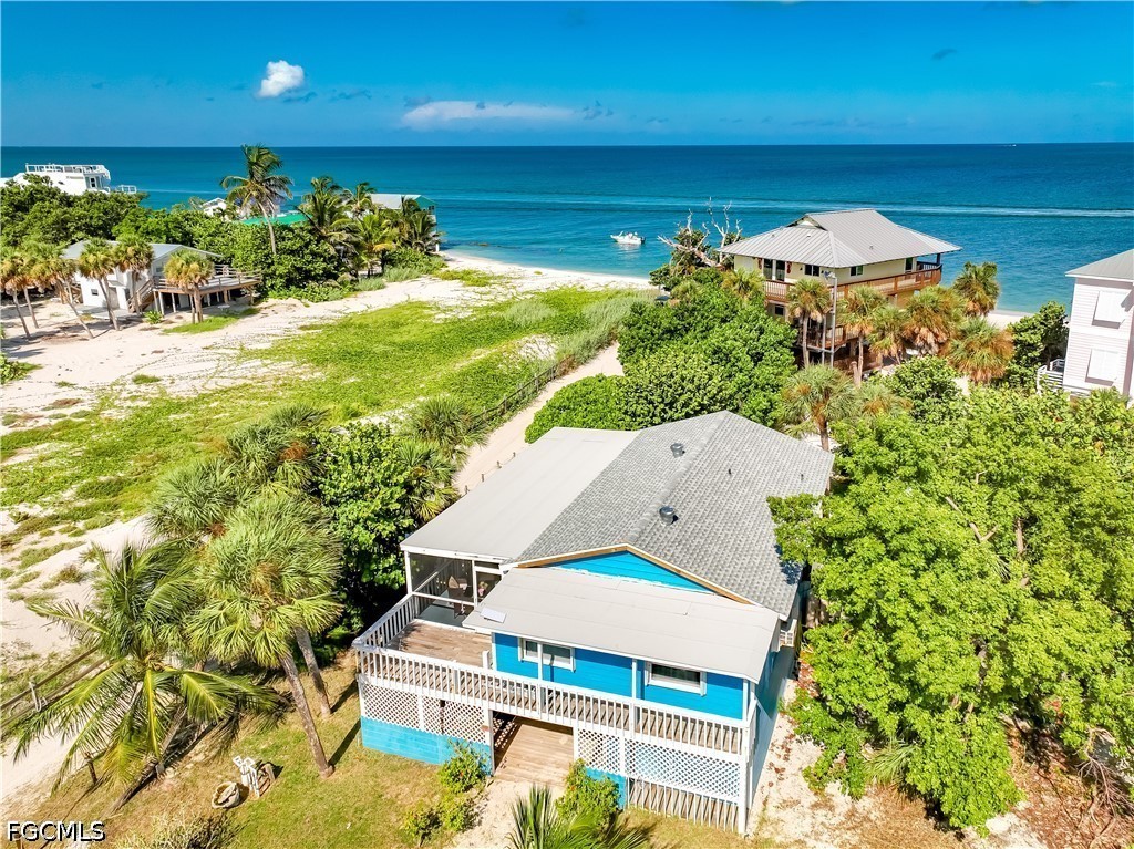 2 Bed SingleFamilyResidence for Sale in Captiva, photo 4