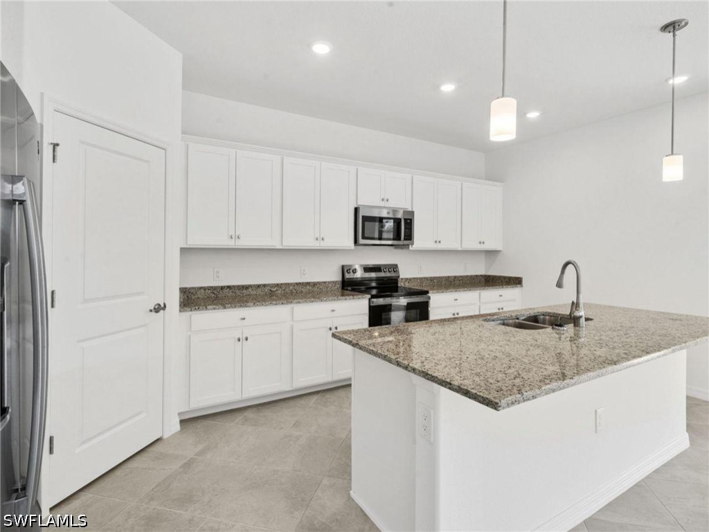 4 Bed SingleFamilyResidence for Sale in Portico, photo 4