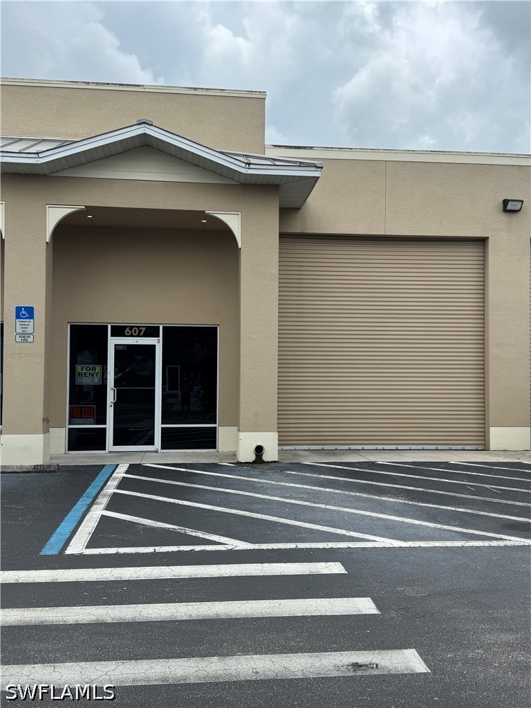 Industrial for Sale in Naples, photo 4