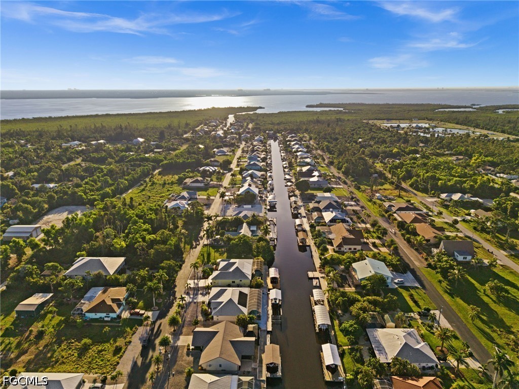 3 Bed Pool Home for Sale in St James City, photo 4