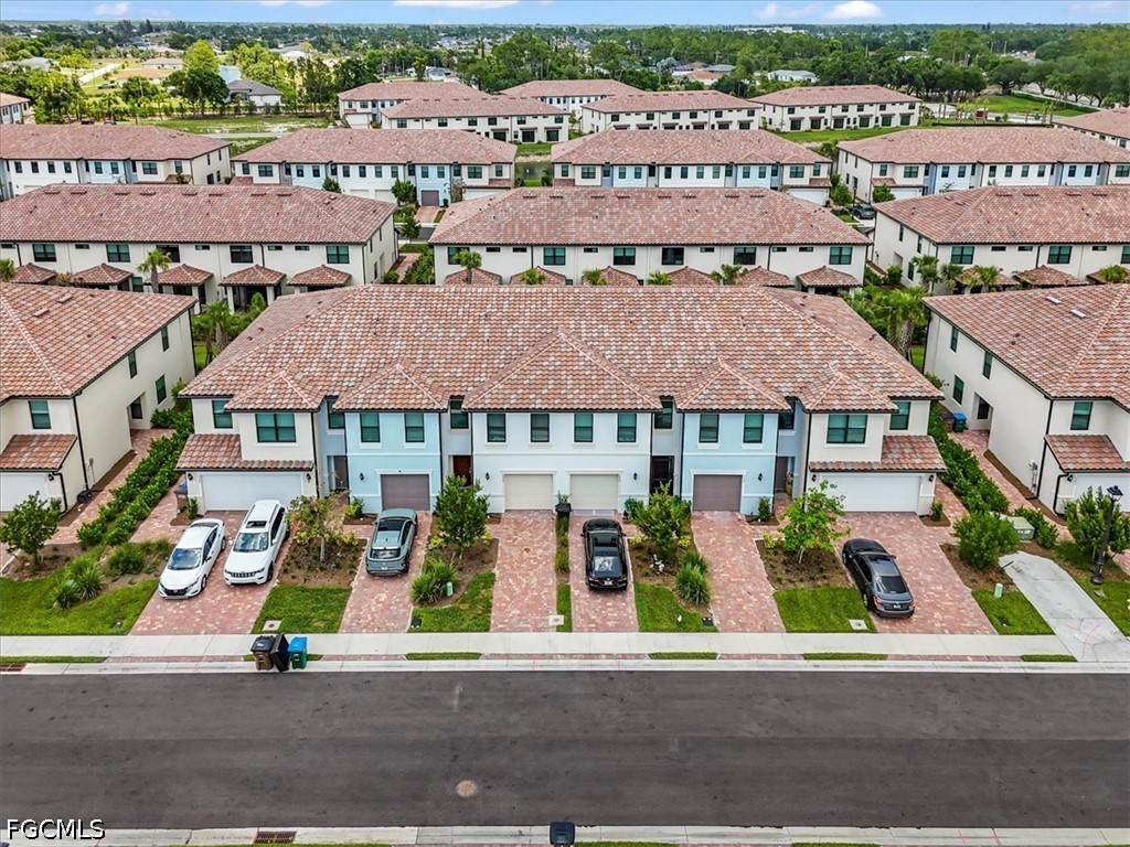 3 Bed SingleFamilyResidence for Sale in Cape Coral, photo 4