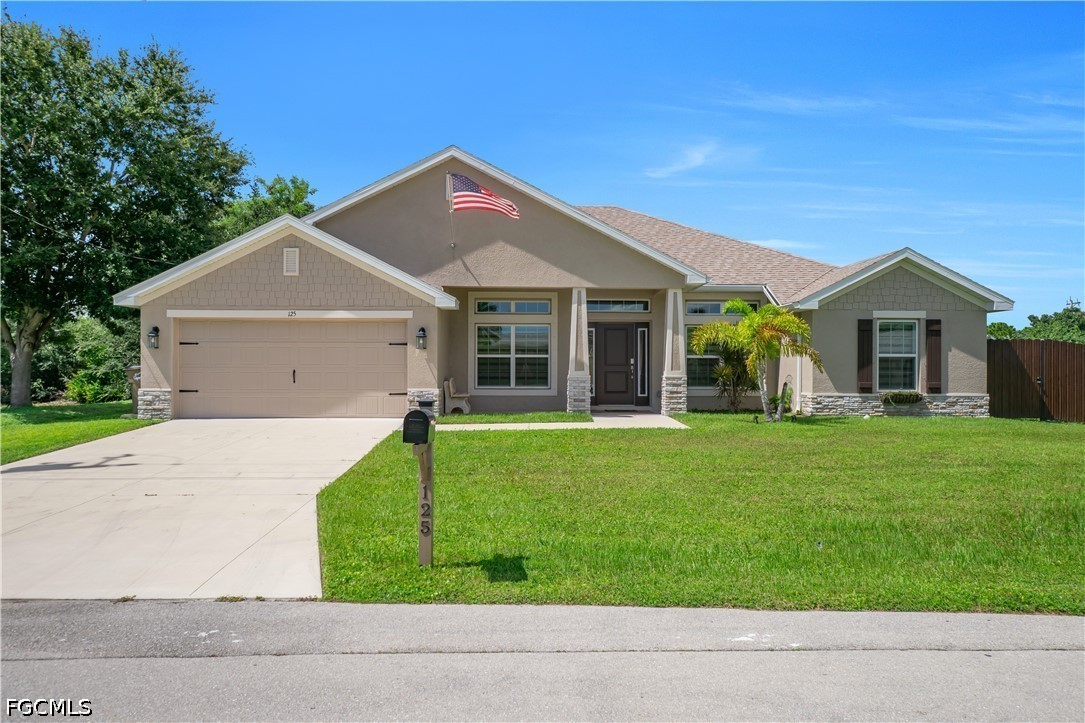 4 Bed Waterfront Home for Sale in Cape Coral, photo 4