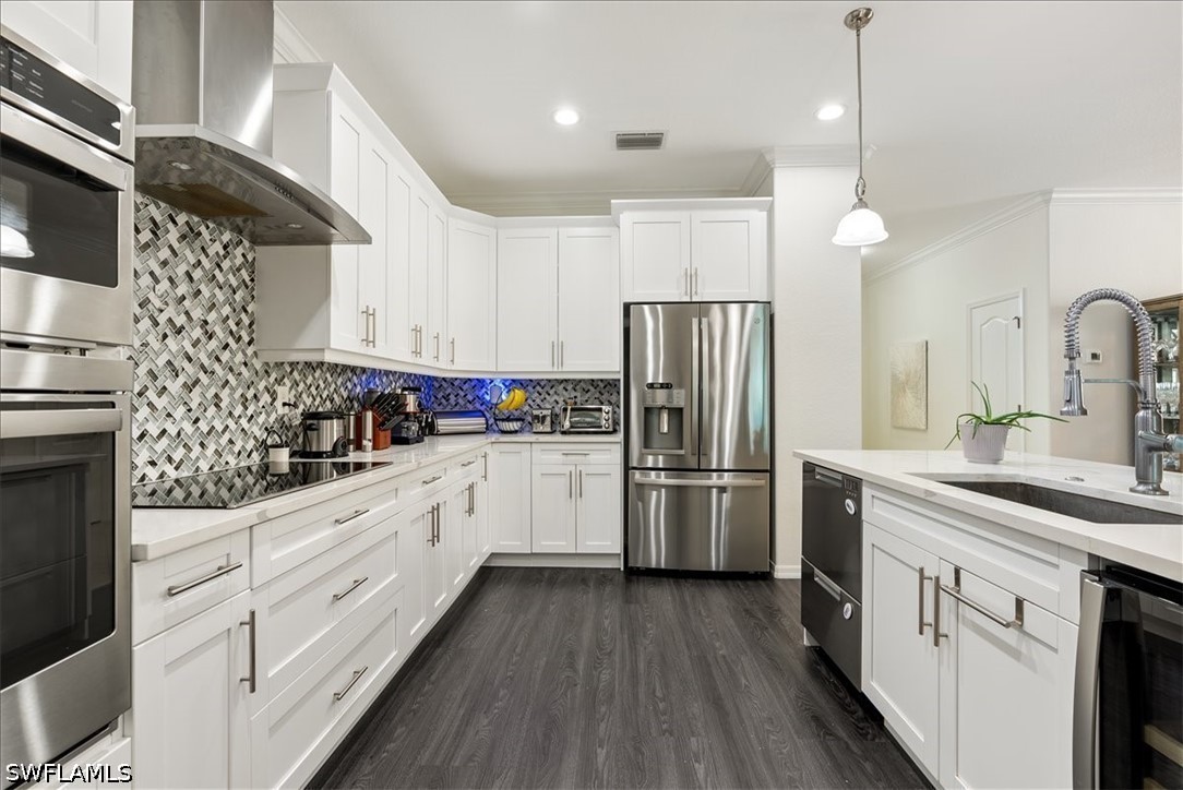 4 Bed Pool Home for Sale in Naples, photo 4