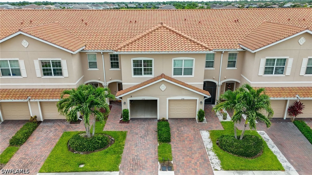 3 Bed Waterfront Home for Sale in Naples, photo 4