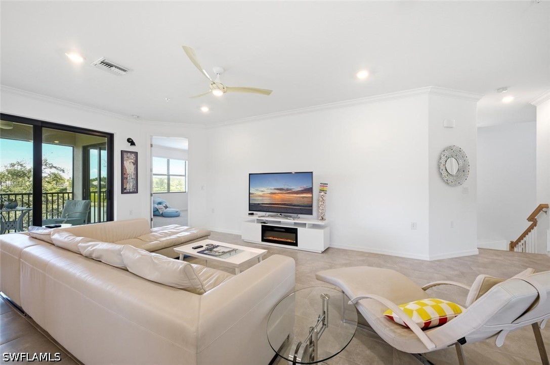 3 Bed Waterfront Home for Sale in Lamorada, photo 4