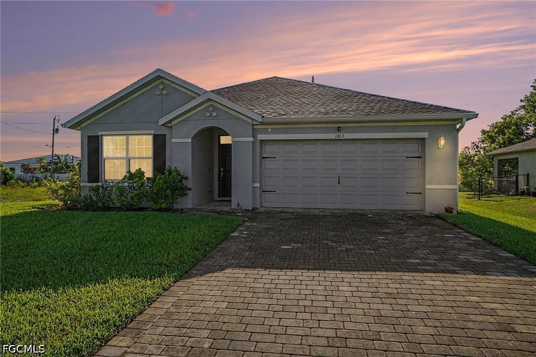 3 Bed SingleFamilyResidence for Sale in Cape Coral, photo 4