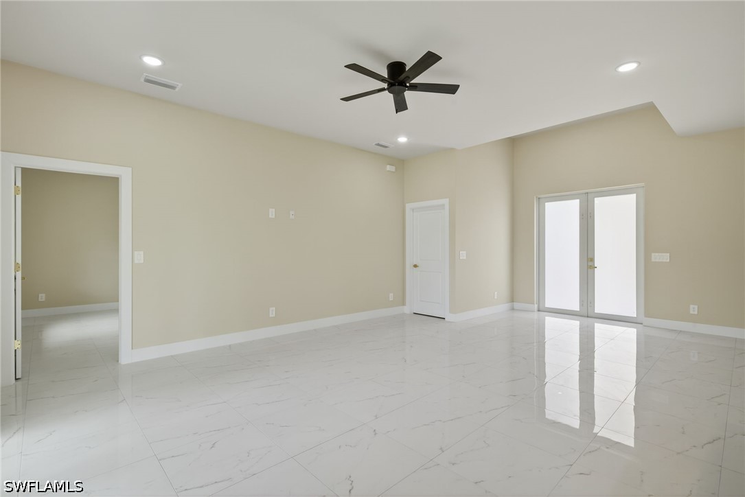 4 Bed SingleFamilyResidence for Sale in Lehigh Acres, photo 4
