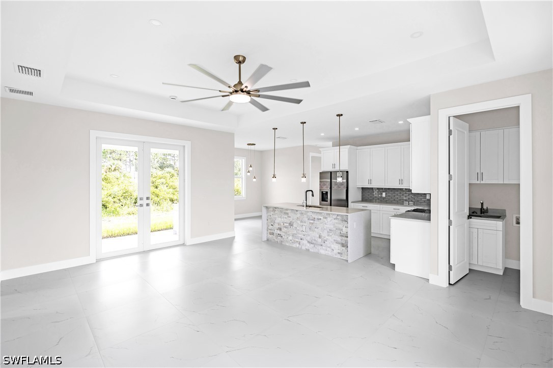 4 Bed SingleFamilyResidence for Sale in Lehigh Acres, photo 4