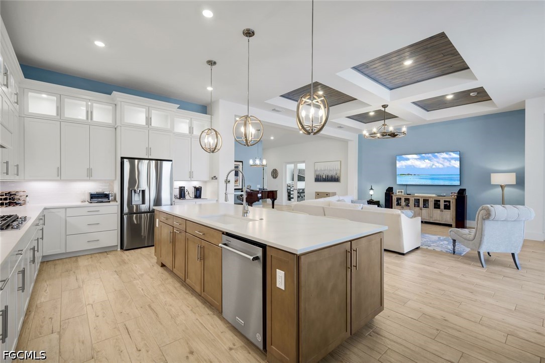 3 Bed Pool Home for Sale in Terrawalk, photo 4