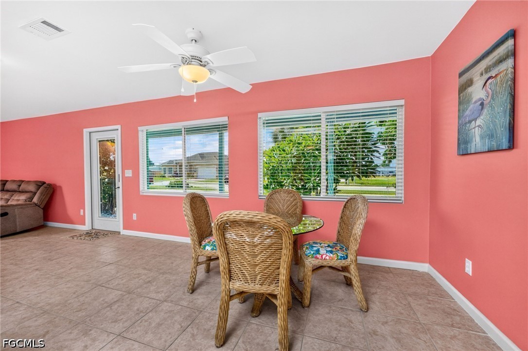 2 Bed Waterfront Home for Sale in Port Charlotte, photo 4