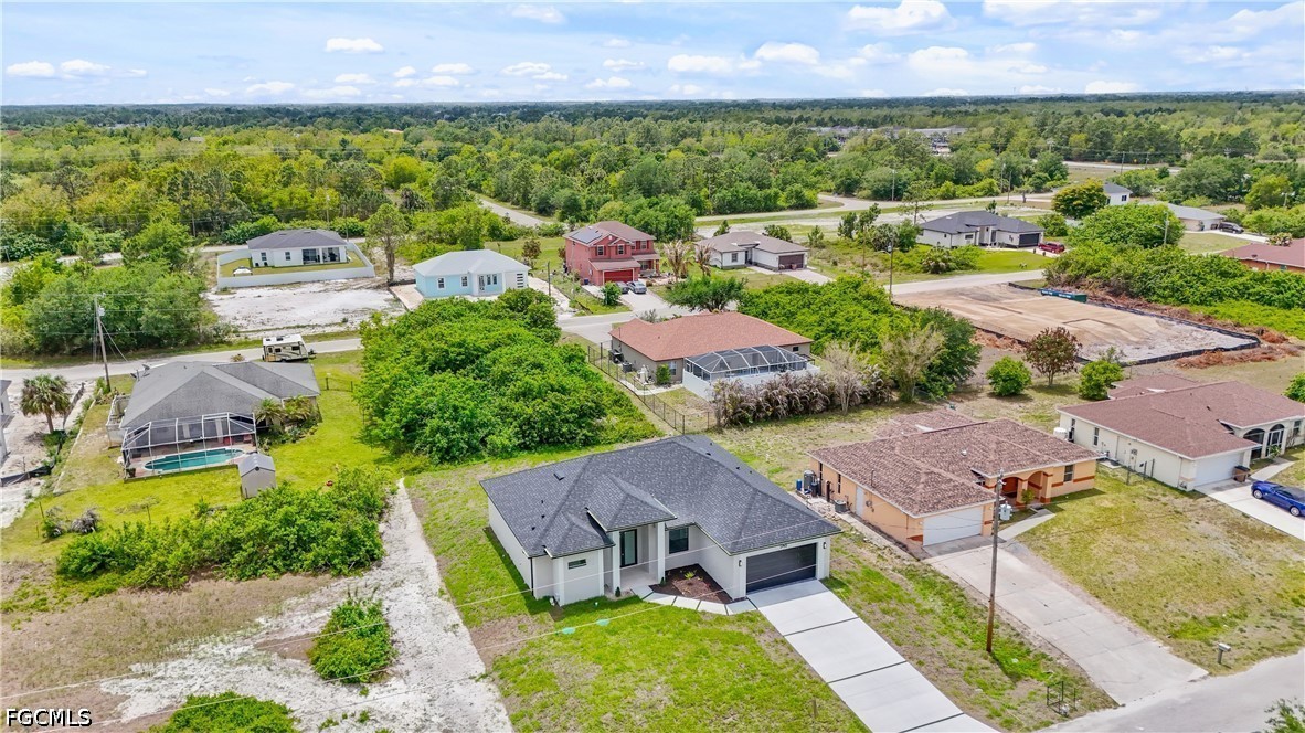 4 Bed SingleFamilyResidence for Sale in Lehigh Acres, photo 4