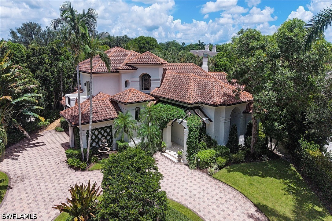 4 Bed Pool Home for Sale in Naples, photo 4
