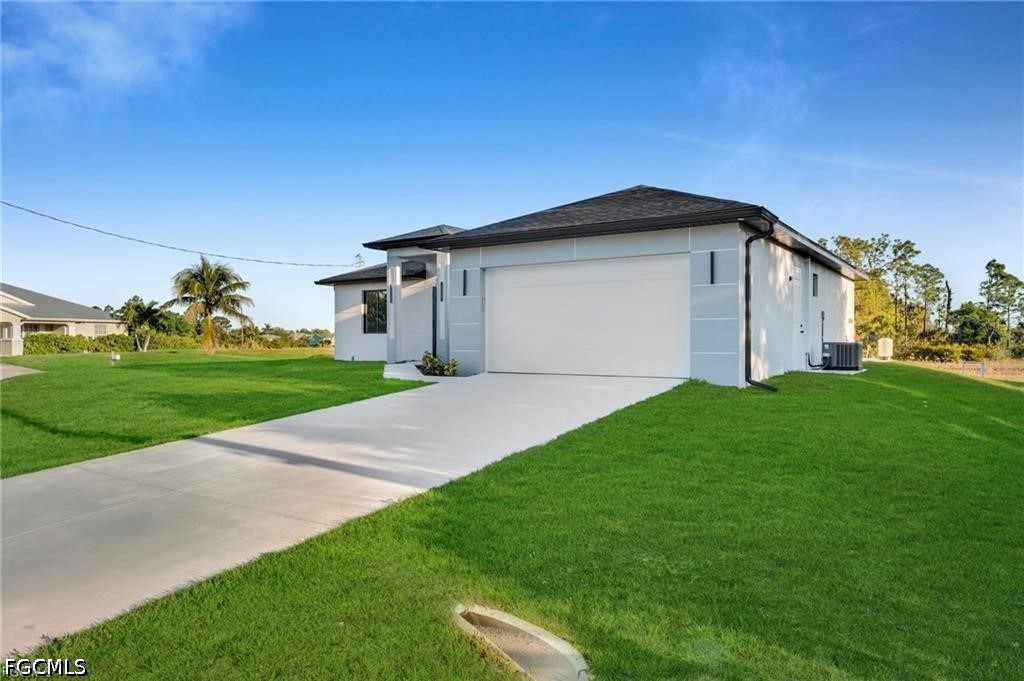3 Bed SingleFamilyResidence for Sale in Lehigh Acres, photo 4