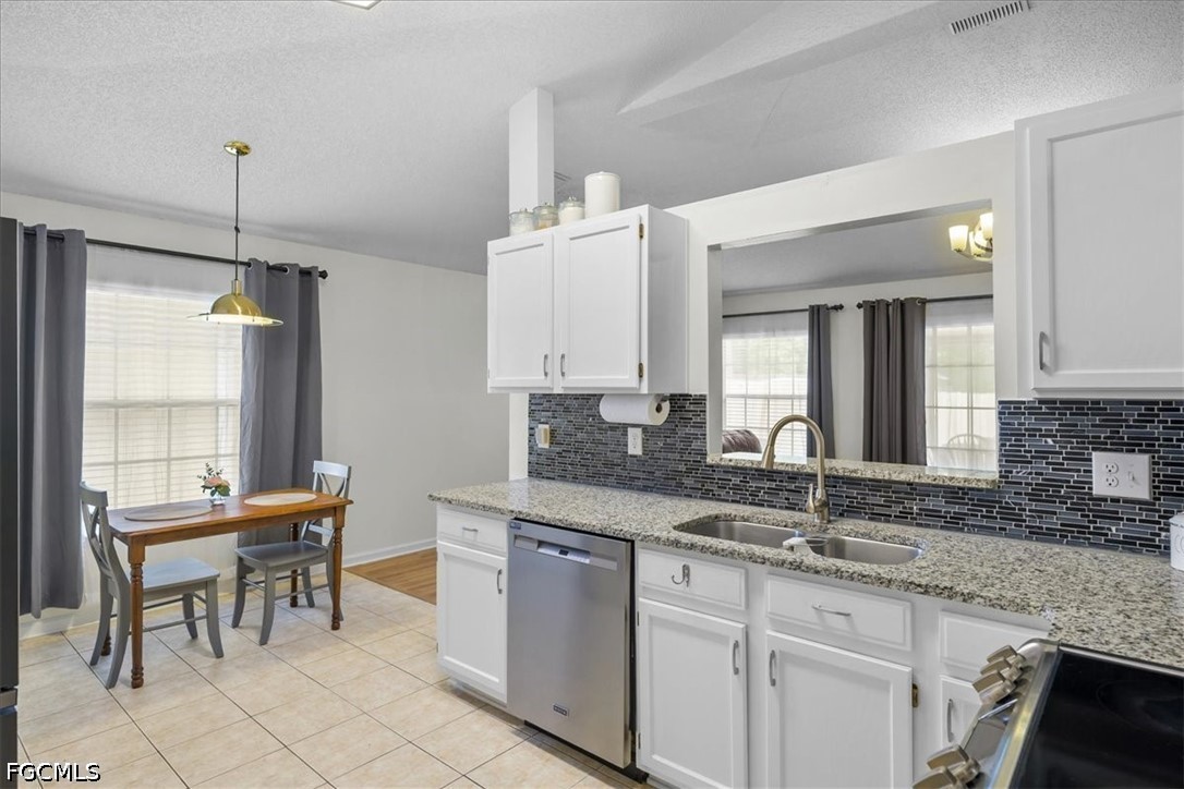 3 Bed SingleFamilyResidence for Sale in Not Applicable, photo 4