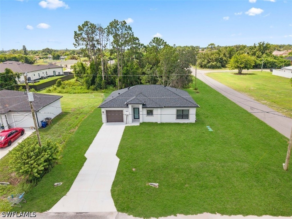 3 Bed SingleFamilyResidence for Sale in Lehigh Acres, photo 4