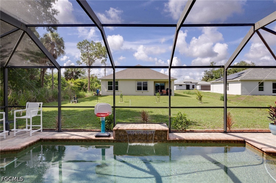3 Bed Pool Home for Sale in Lehigh Acres, photo 4