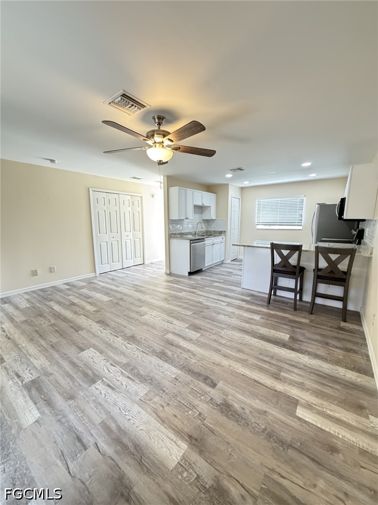 2 Bed Condominium for Sale in Cape Coral, photo 4
