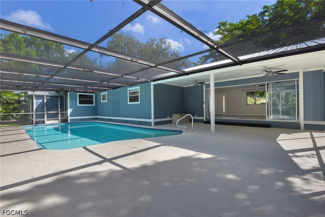 2 Bed Pool Home for Sale in Whiskey Creek, photo 4