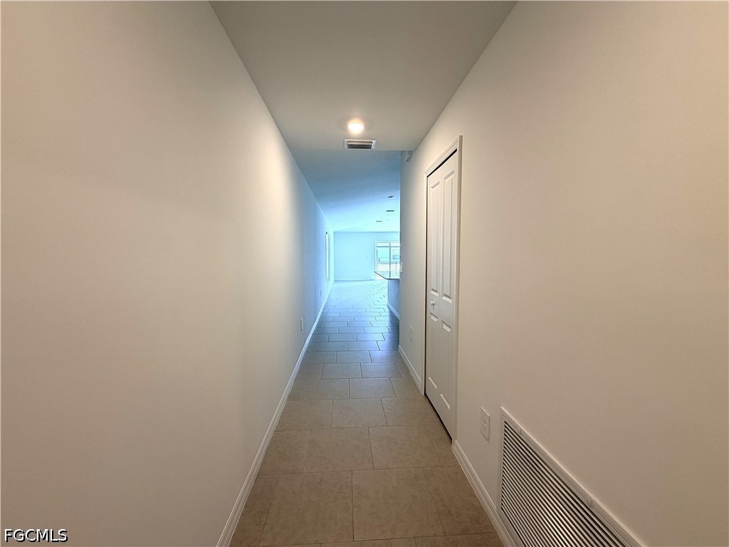 3 Bed SingleFamilyResidence for Sale in Crane Landing, photo 4