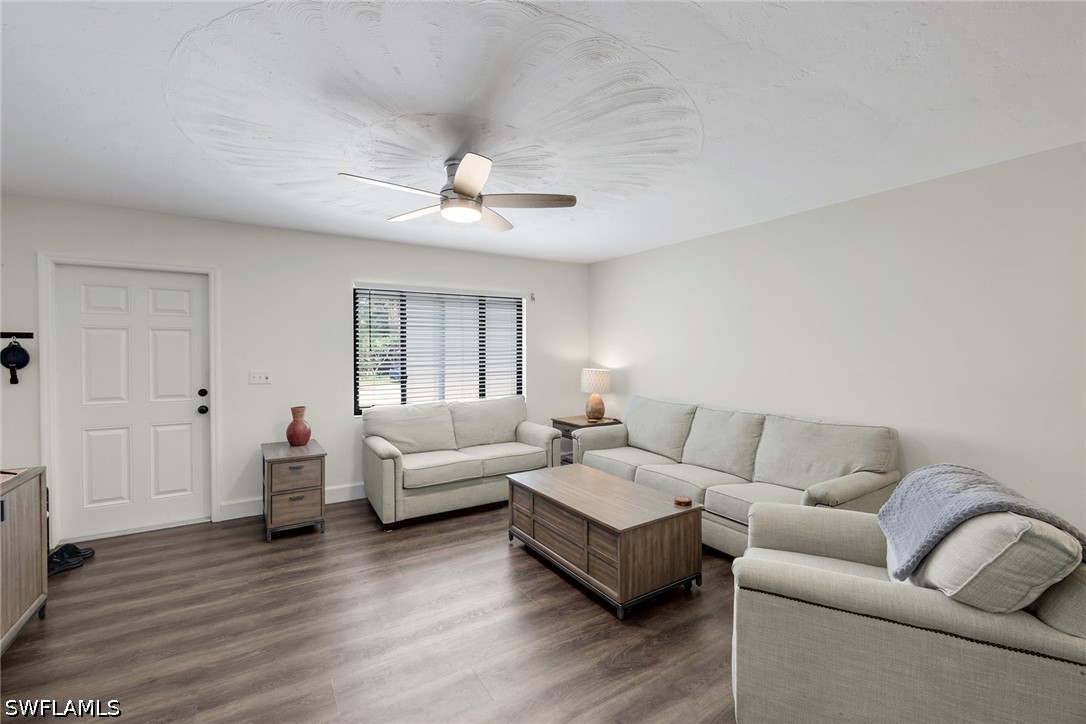 3 Bed SingleFamilyResidence for Sale in Bonita Springs, photo 4