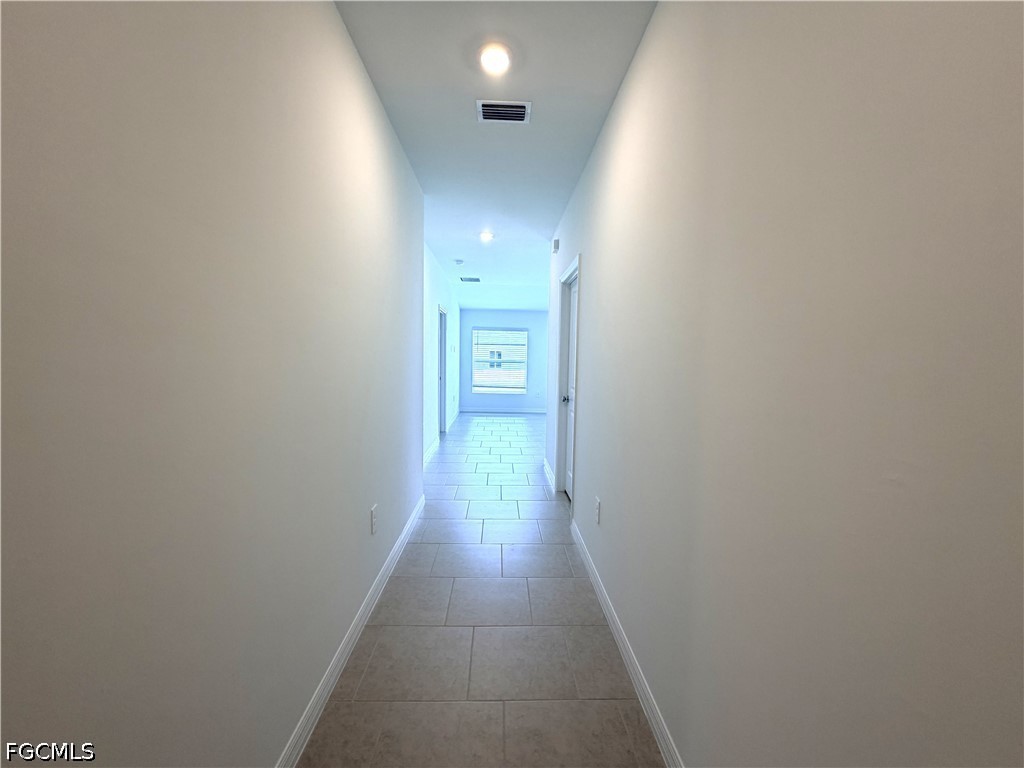 3 Bed SingleFamilyResidence for Sale in Crane Landing, photo 4