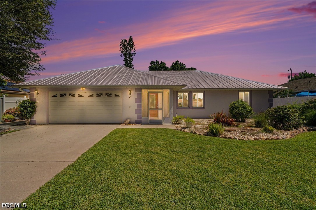 3 Bed Pool Home for Sale in Cape Coral, photo 4