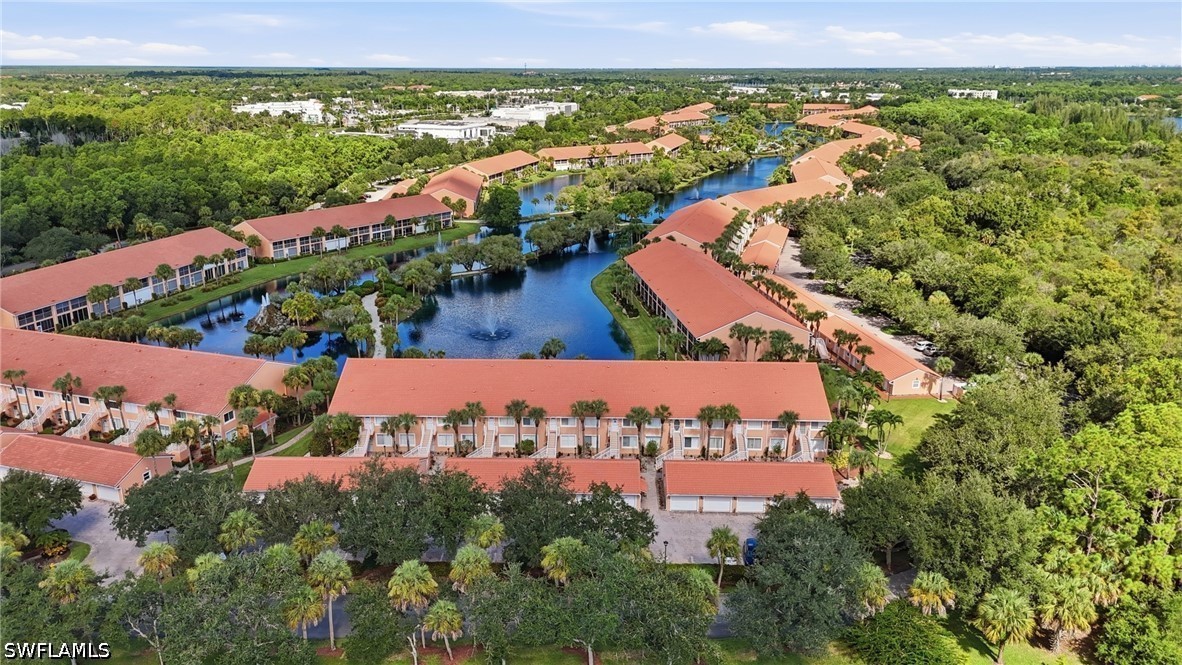 2 Bed Condominium for Sale in Naples, photo 4