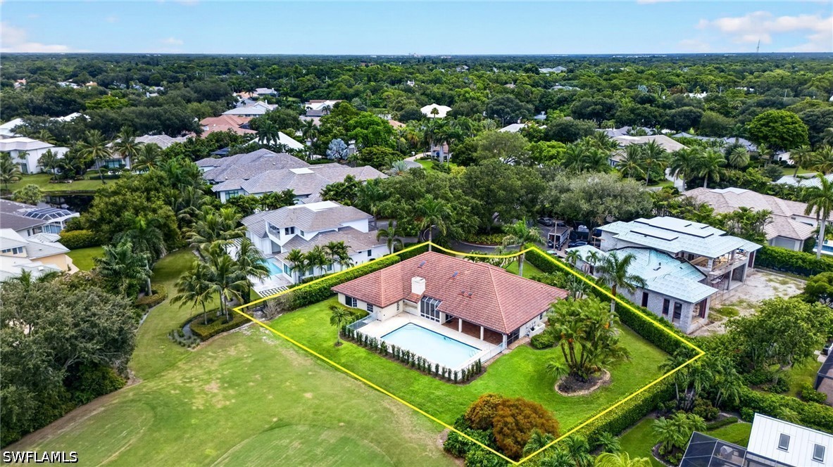 3 Bed Pool Home for Sale in Naples, photo 4