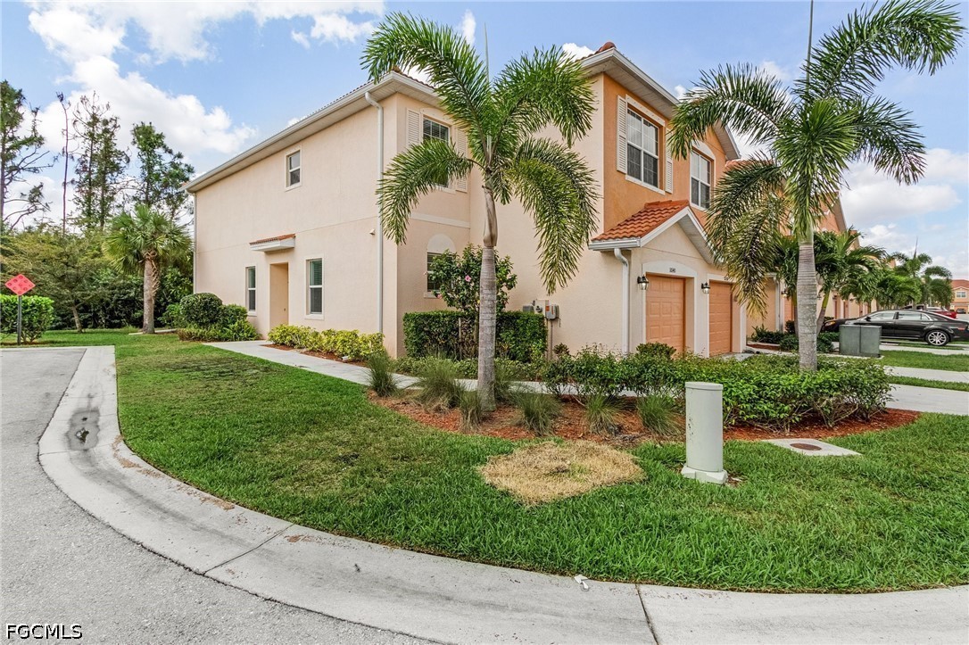 3 Bed Waterfront Home for Sale in Fort Myers, photo 4