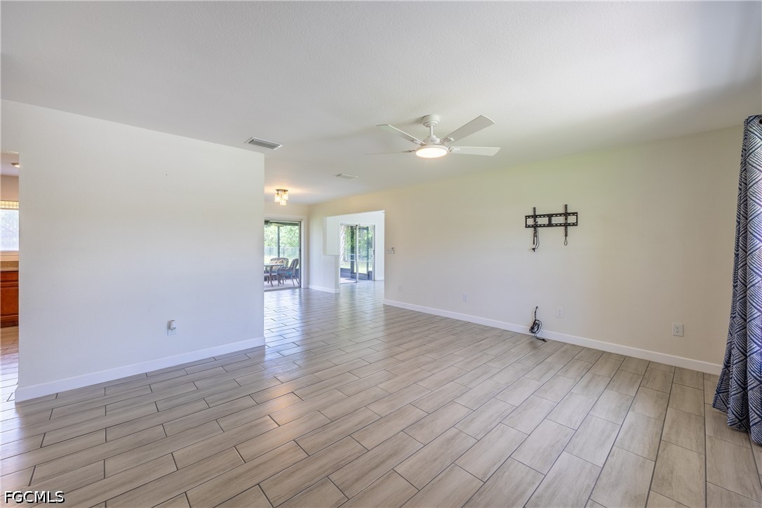 2 Bed Waterfront Home for Sale in Port Charlotte, photo 4