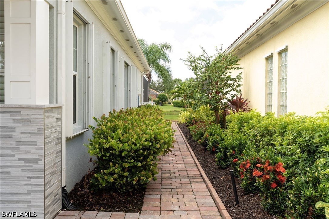 3 Bed Pool Home for Sale in Verona Walk, photo 4