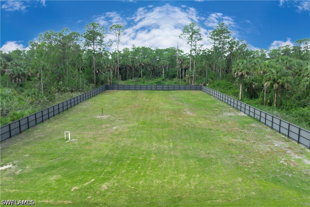 3 Bed SingleFamilyResidence for Sale in Naples, photo 4