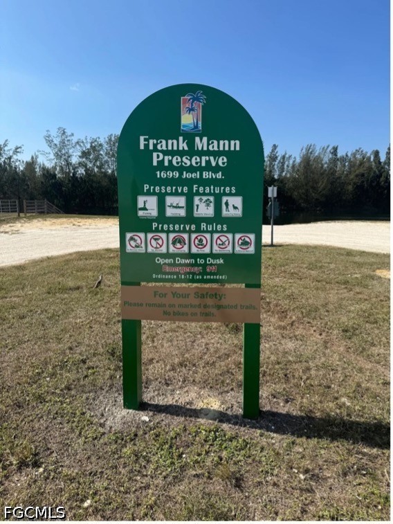 Waterfront Home for Sale in Lehigh Acres, photo 4