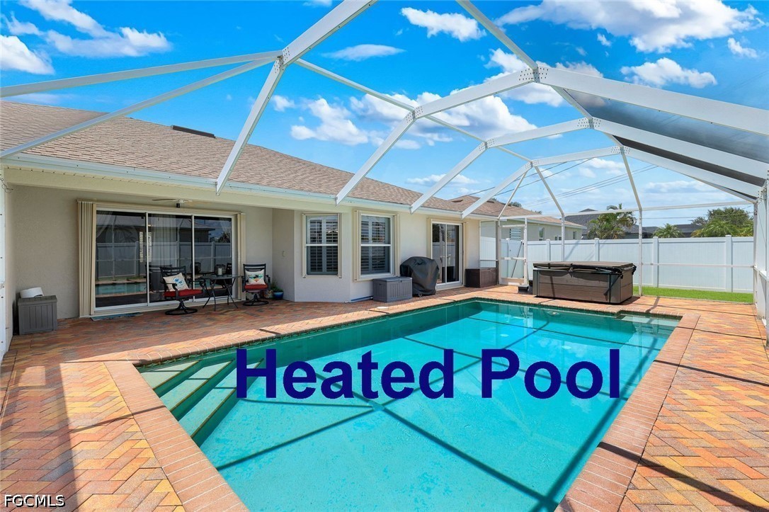 3 Bed Pool Home for Sale in Cape Coral, photo 4