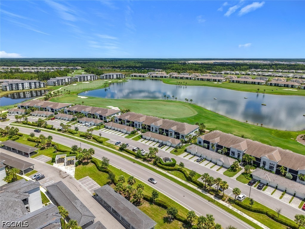 2 Bed Condominium for Sale in Babcock National, photo 4