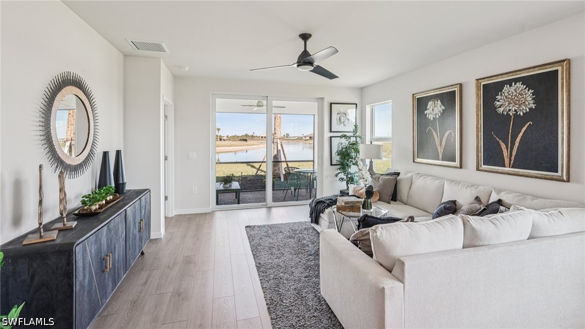 3 Bed Waterfront Home for Sale in Punta Gorda, photo 4